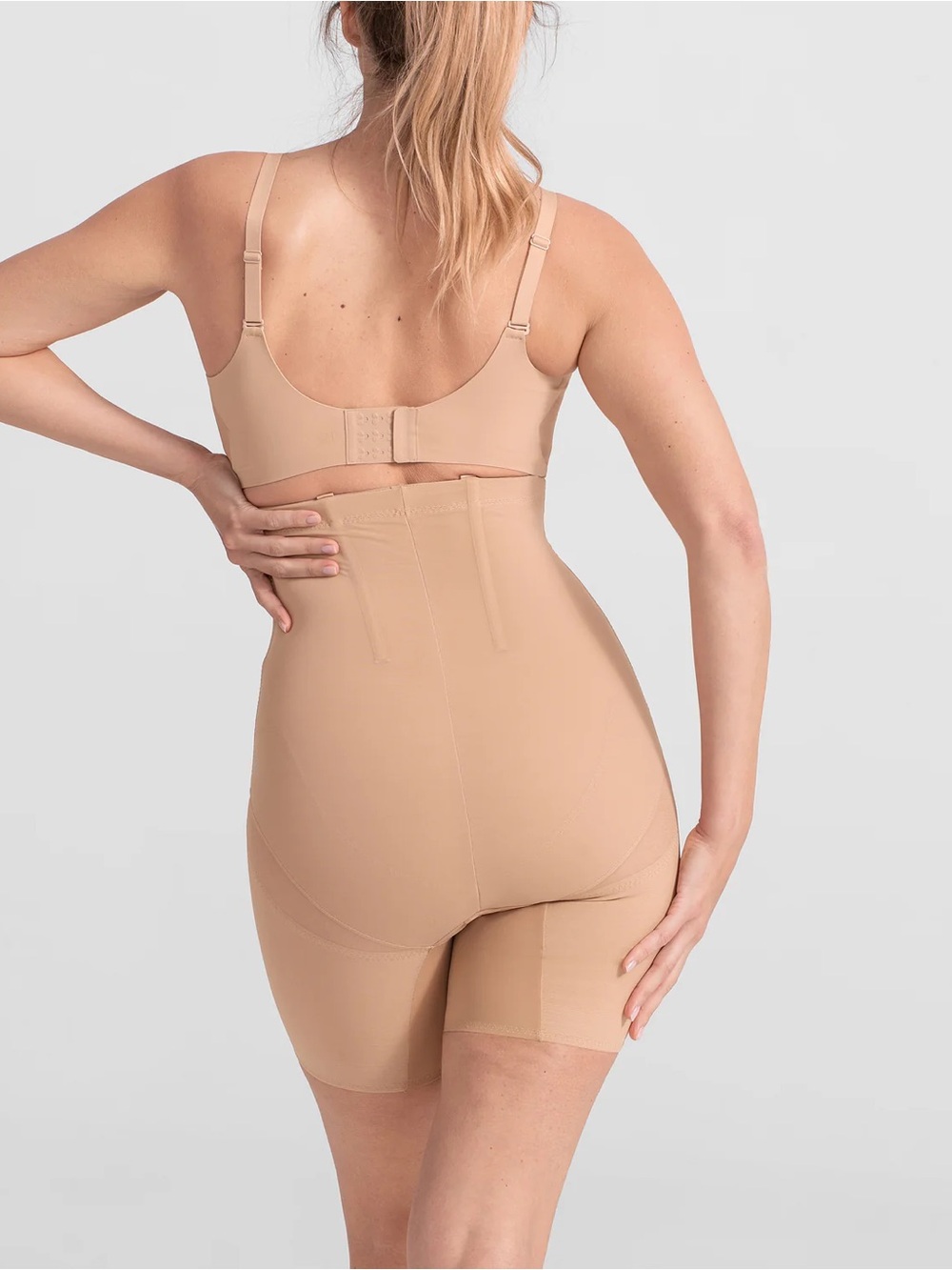 Honeylove All Over Sculpt Super Power Short - Picture 2 of 12